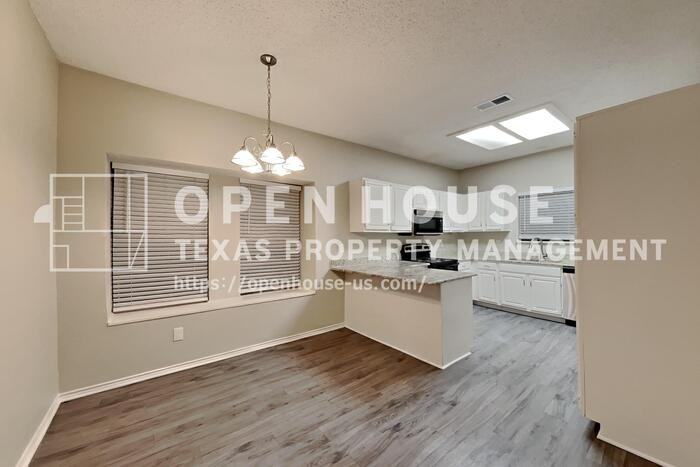 7217 Alissa Dr - Photo 5 of 20