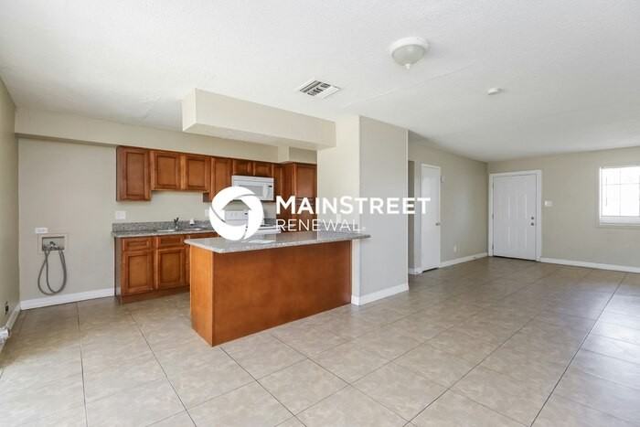 6232 W Rose Ln - Photo 7 of 16