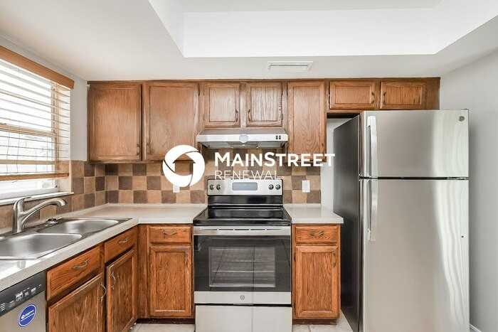 1000 Mccully Ct - Photo 7 of 17