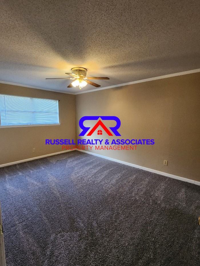 3021 Chase Ln #3021 - Photo 5 of 10