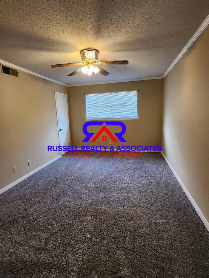 3021 Chase Ln #3021 - Photo 6 of 10