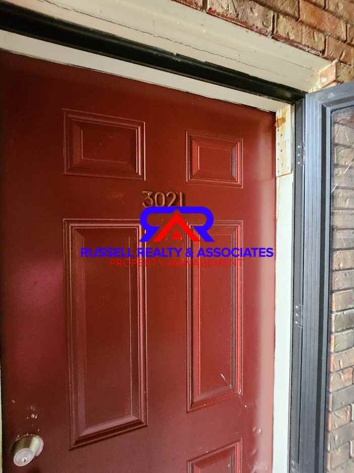 3021 Chase Ln #3021 - Photo 2 of 12