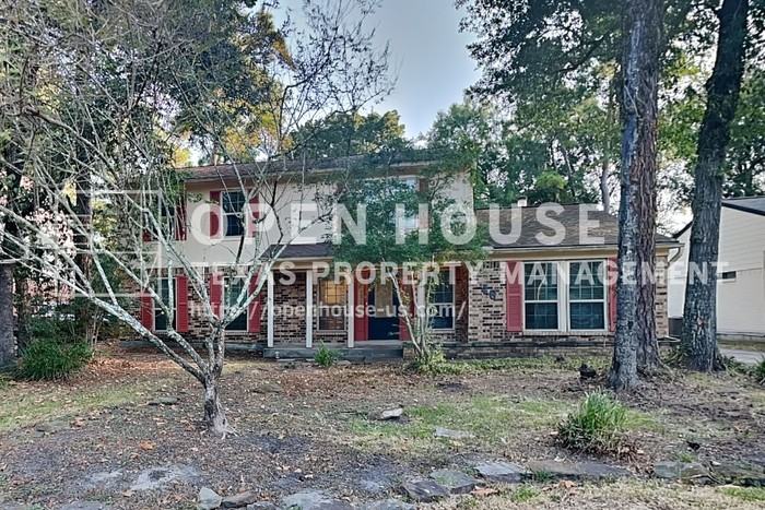 46 Berryfrost Ln