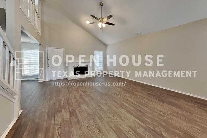 425 Kent Dr - Photo 4 of 20