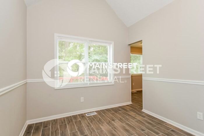1127 Cayman Ln Sw - Photo 7 of 17