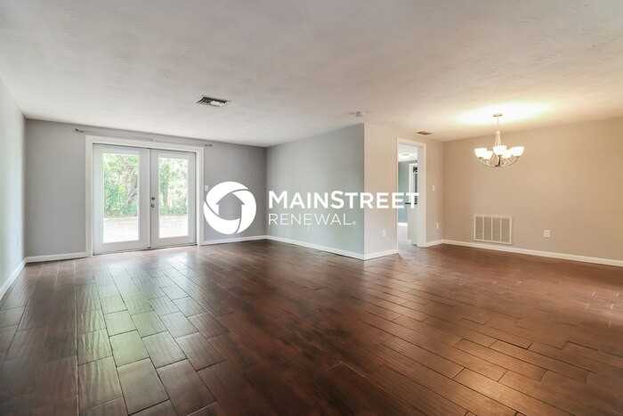 3730 Sablewood Dr - Photo 3 of 16