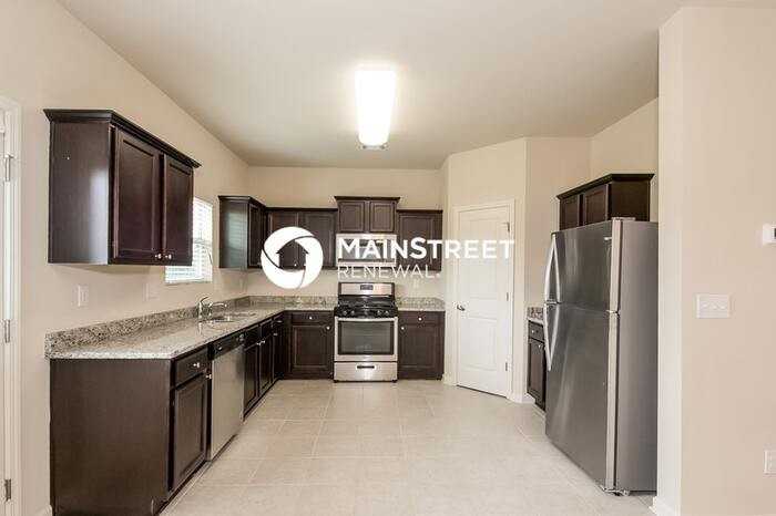 2287 Allman Dr - Photo 4 of 15