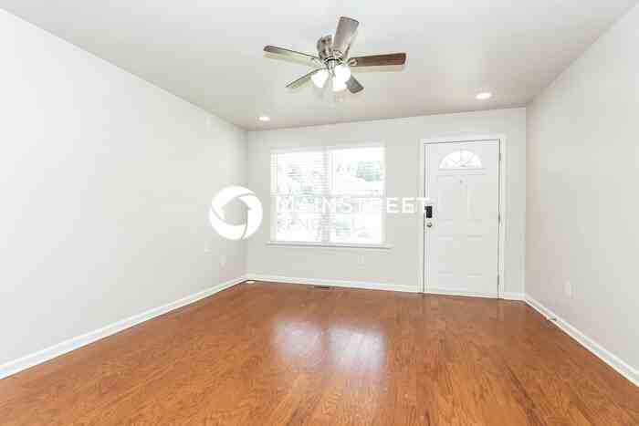 617 Merrylodge Ct - Photo 4 of 17