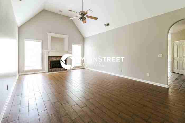 6313 Arboreal Dr - Photo 5 of 18