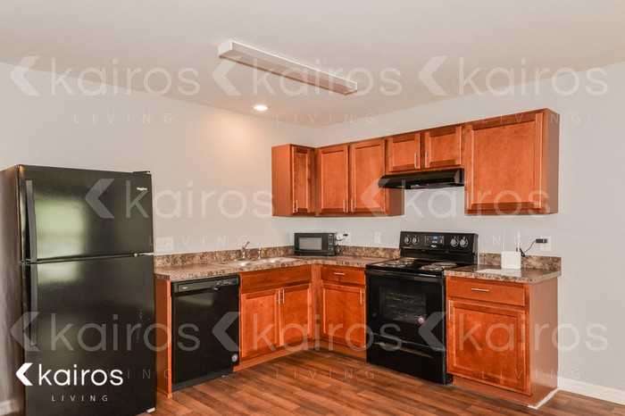 433 Church Ave Nw - Photo 6 of 17
