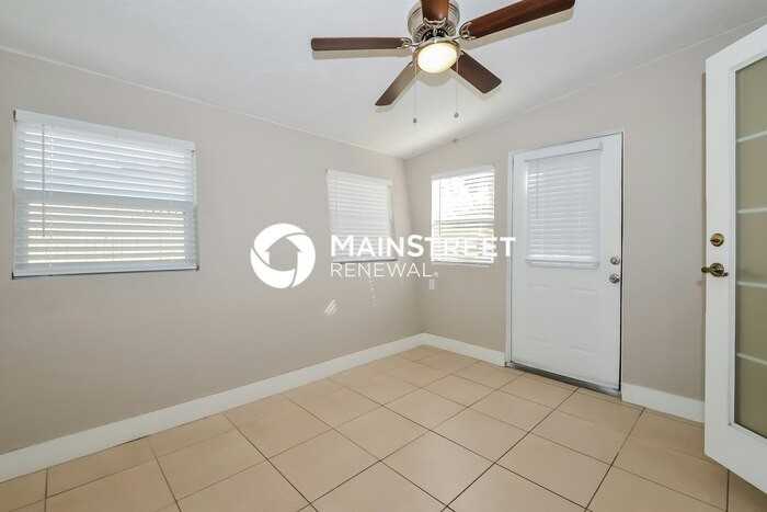 3211 21st Avenue Dr W - Photo 7 of 16
