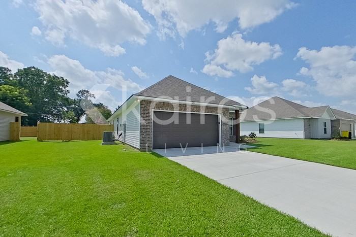 200 Acoustic Ln - Photo 2 of 22