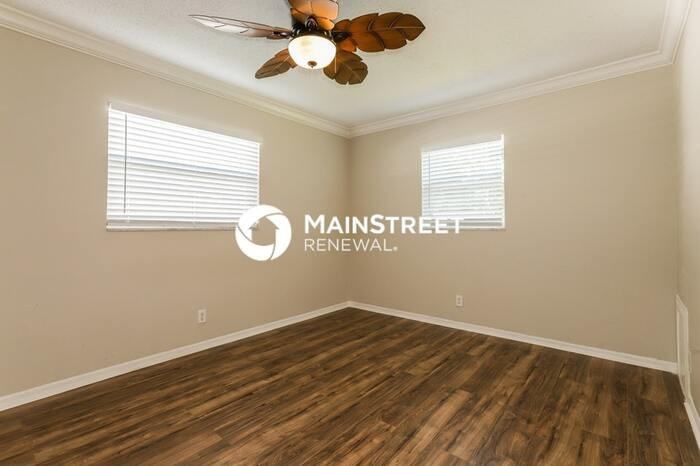 1833 Shore Acres Blvd Ne - Photo 5 of 16