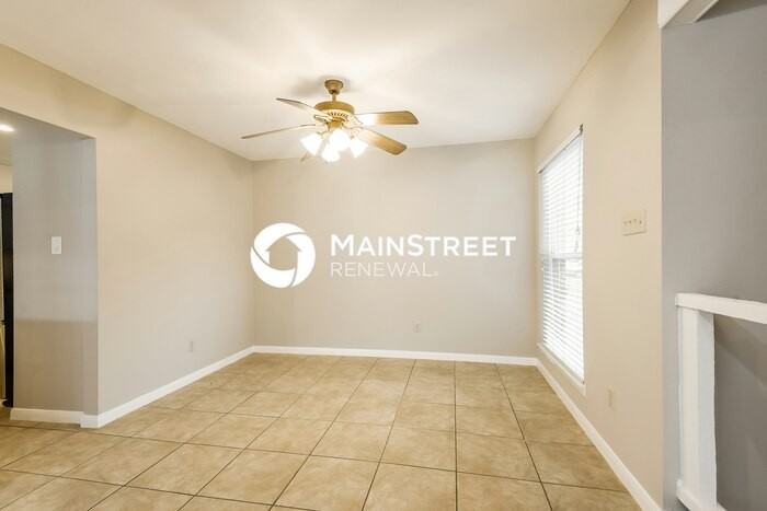 1602 Chestnut Ridge Rd - Photo 6 of 16