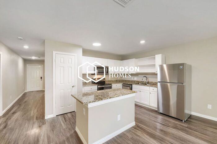 7116 Bywood St - Photo 6 of 14