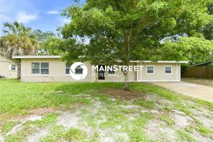 featured image of 135 N Lakewood Cir