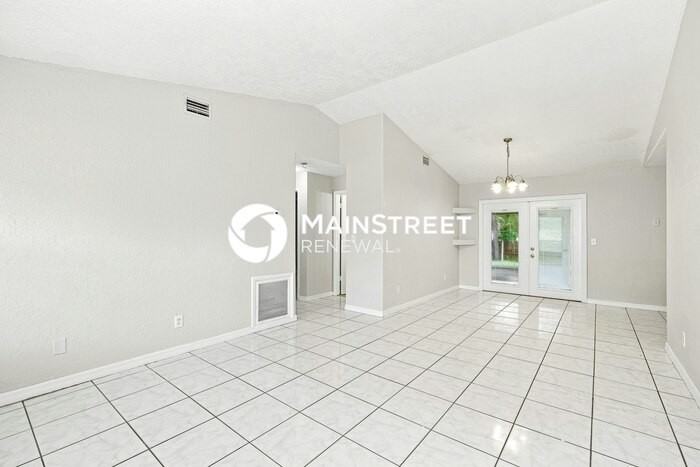 867 Walpole Rd Sw - Photo 2 of 15