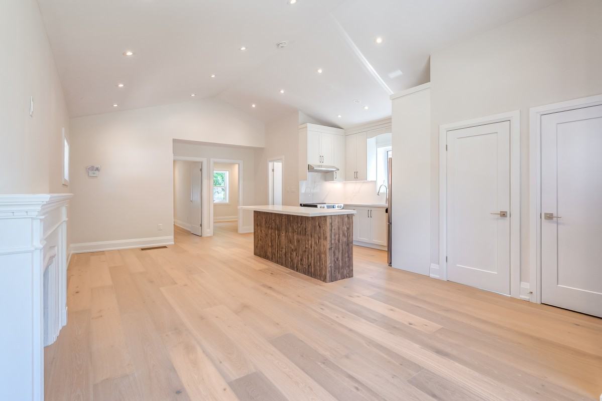 29 Hutton Ave - Photo 3 of 32