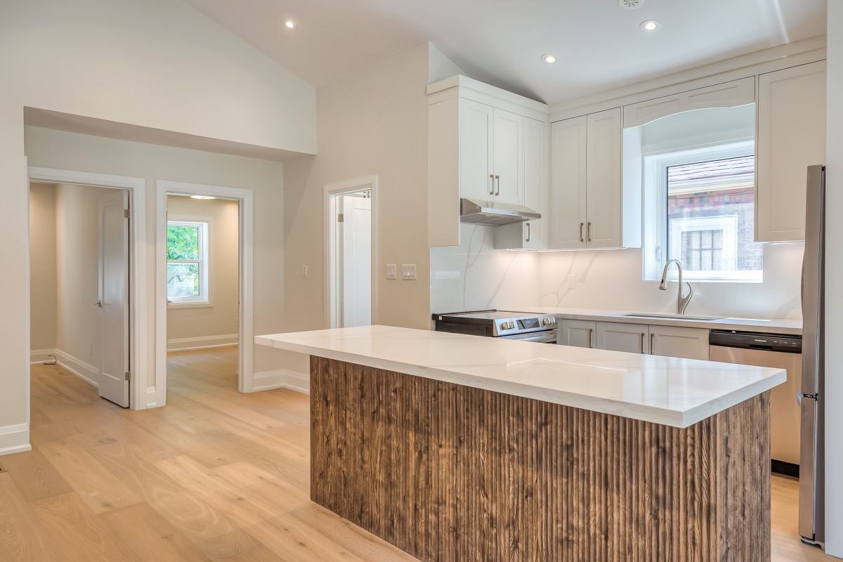29 Hutton Ave - Photo 6 of 32
