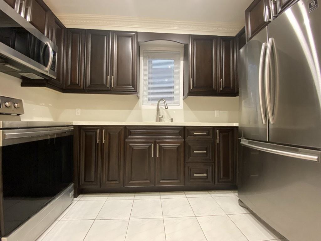 92 Holwood Ave #MAIN - Photo 3 of 26
