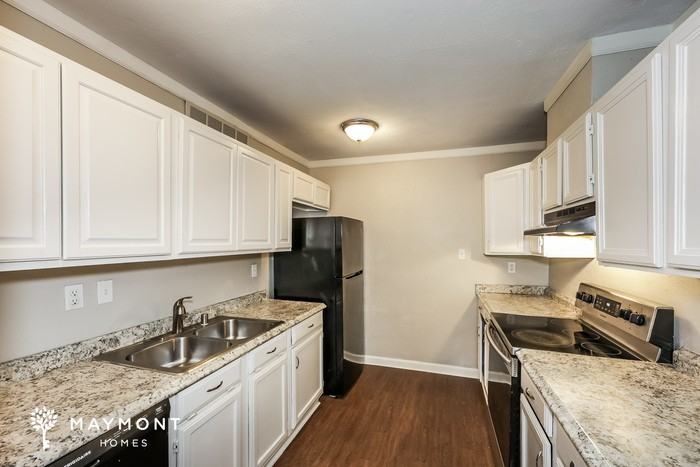 709 Lawndale Dr - Photo 6 of 12