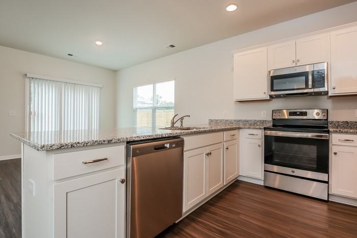 119 Shire Dr - Photo 7 of 11