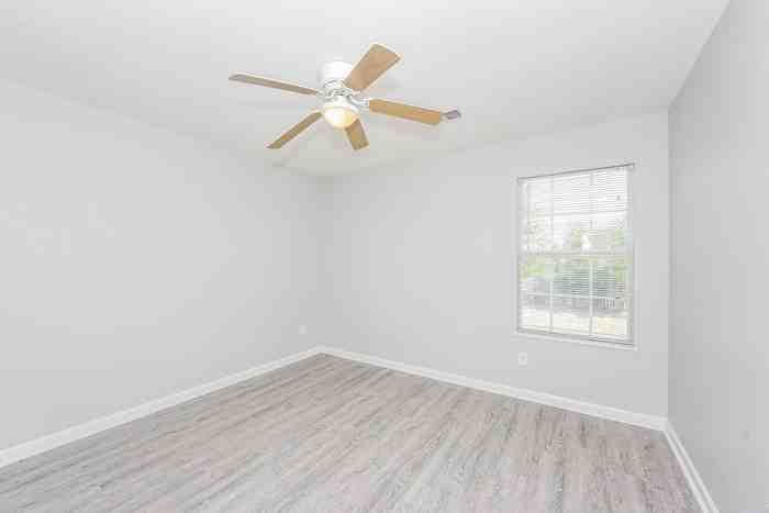 312 Fox Trot Dr - Photo 3 of 11