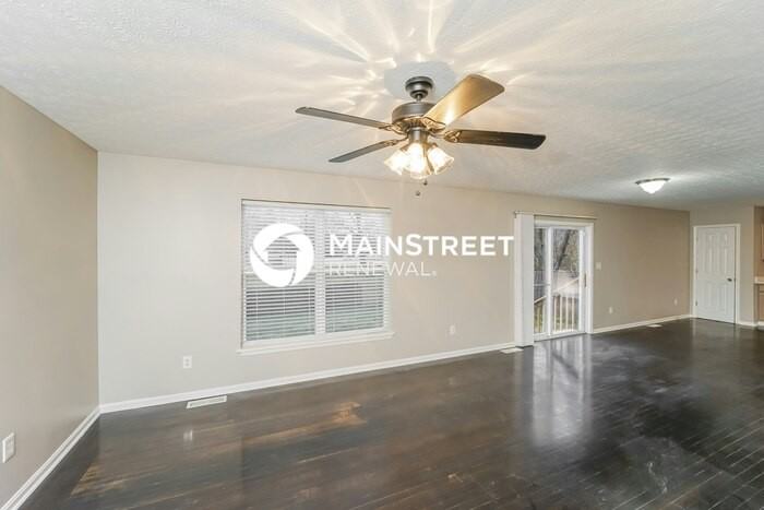 7914 Grandmeadow Ln - Photo 5 of 18