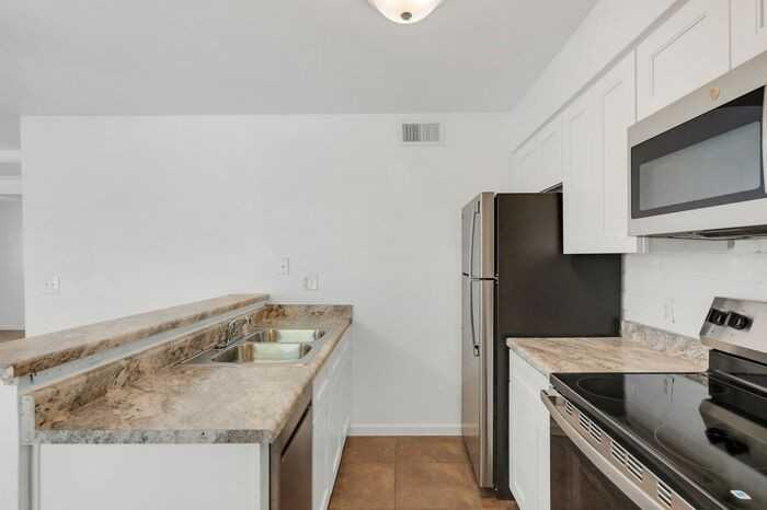 6626 E Calle La Paz - Photo 5 of 17