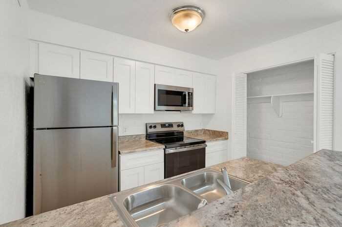 6626 E Calle La Paz - Photo 7 of 17