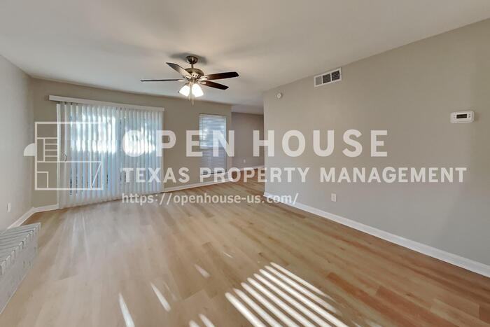 2930 Canis Cir - Photo 4 of 20