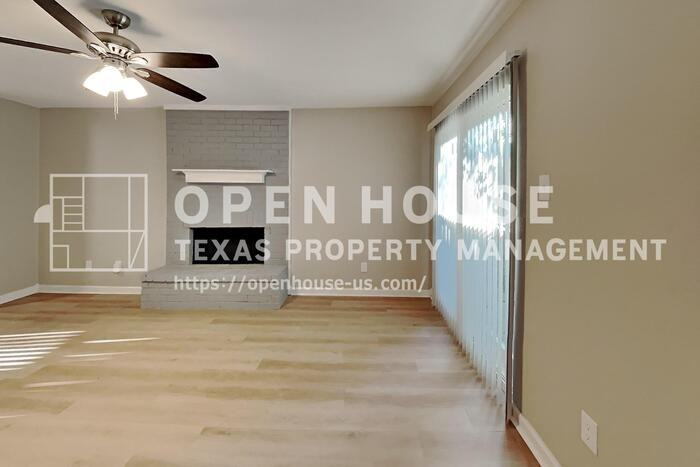 2930 Canis Cir - Photo 5 of 20