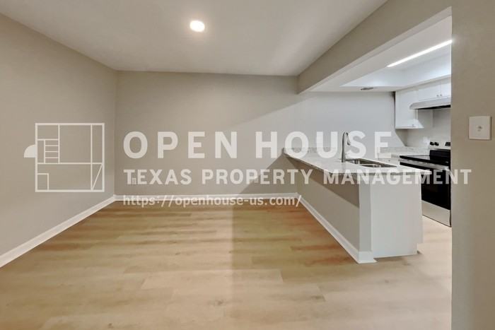 2930 Canis Cir - Photo 7 of 20