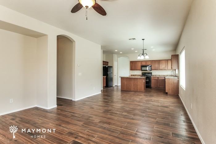 13932 N 146th Ct - Photo 6 of 12