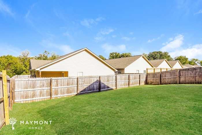16346 Creek Dr - Photo 2 of 3
