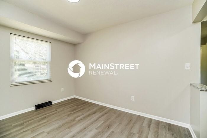 1950 Faymeadow Ave - Photo 3 of 16