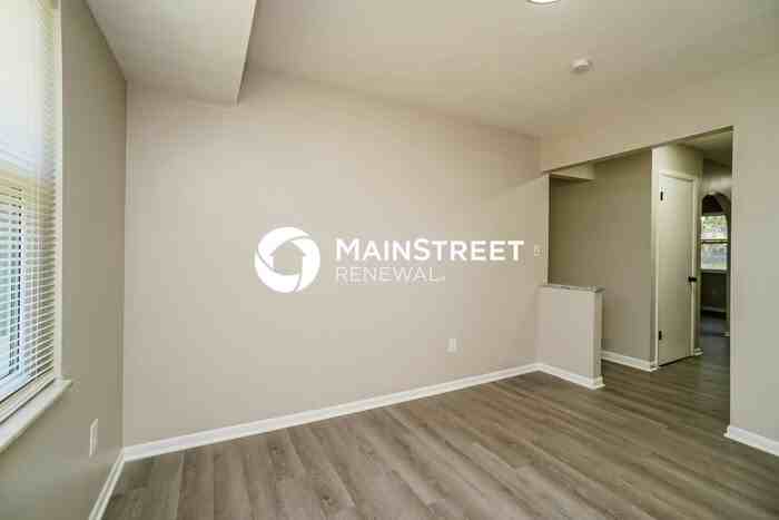 1950 Faymeadow Ave - Photo 4 of 16