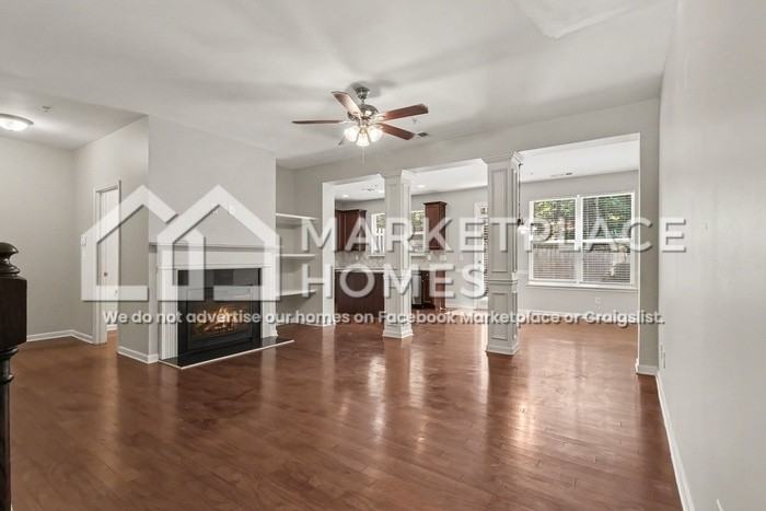3851 Augustine Pl - Photo 5 of 26