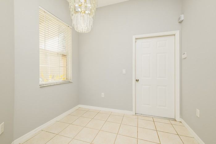 11143 Port Douglas Dr - Photo 4 of 20
