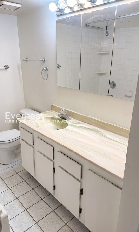 461 W Yucca Ct #312 - Photo 7 of 19