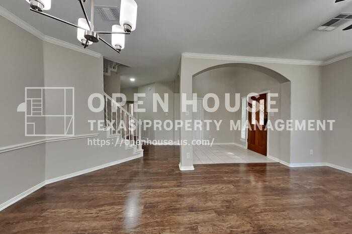 20703 Emerald Spruce Ct - Photo 5 of 21
