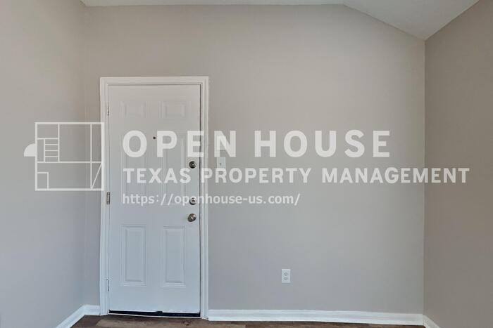29309 Forest Floor Ln - Photo 4 of 20
