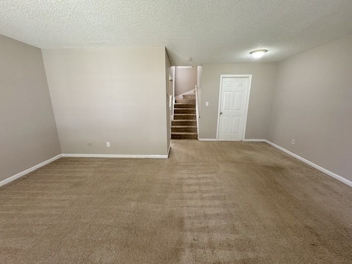 5404 Grand Lake Cres - Photo 6 of 32