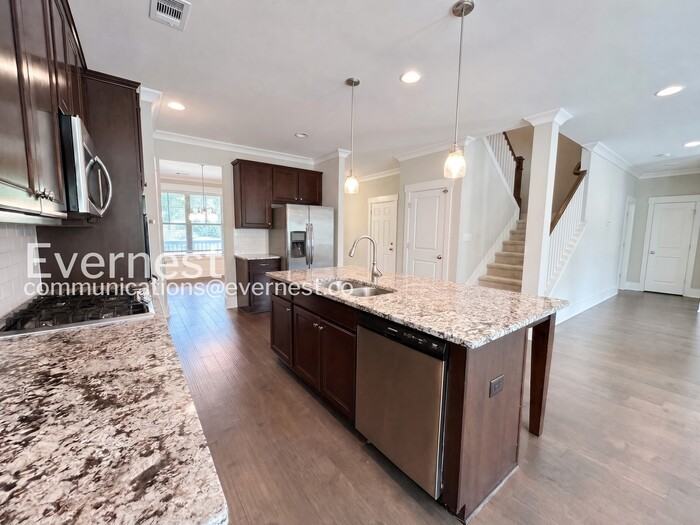 6010 Winding Lakes Dr - Photo 6 of 31