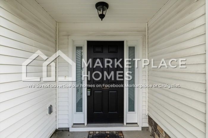 122 Downsbury Rd - Photo 5 of 37