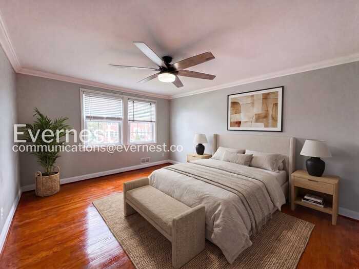 1515 Tunlaw Rd - Photo 5 of 28