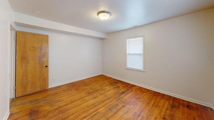 610 9th St Nw #6 - Photo 6 of 8