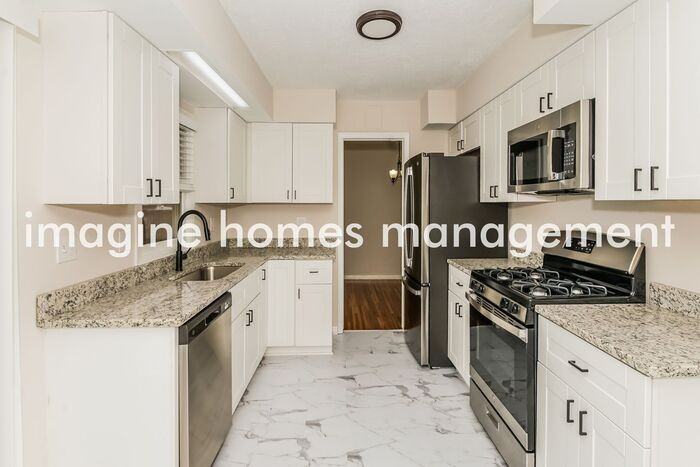 109 105th Ave Ne - Photo 6 of 16