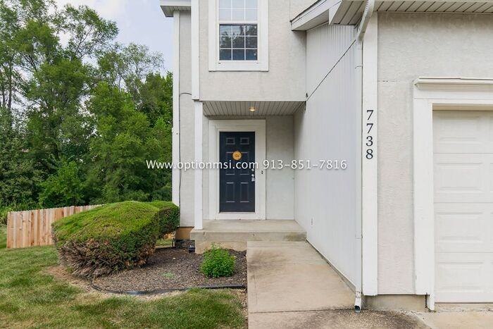7738 W 148th St - Photo 3 of 30