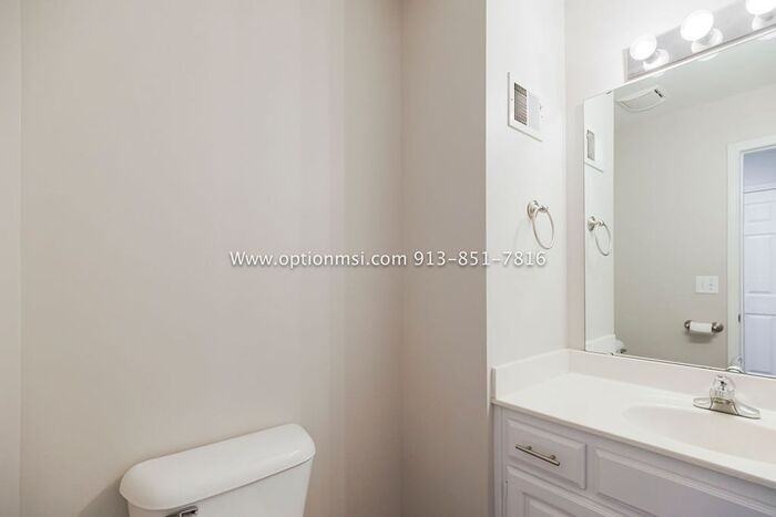 7738 W 148th St - Photo 4 of 30